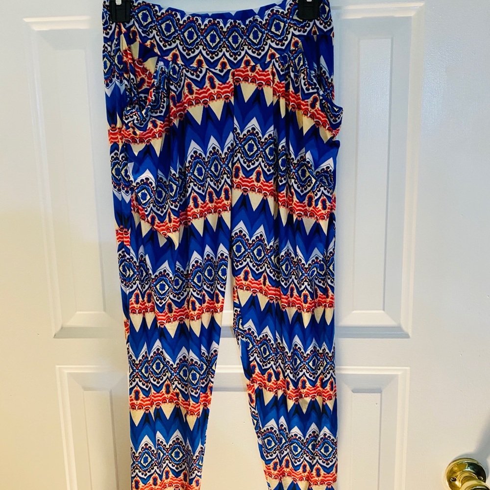 Harem light pant, very colorful, Size Small!